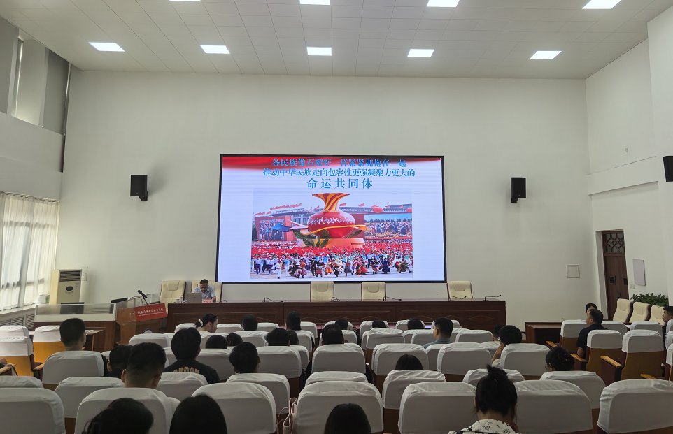 球探足球比分网app最新活动副书记曲
